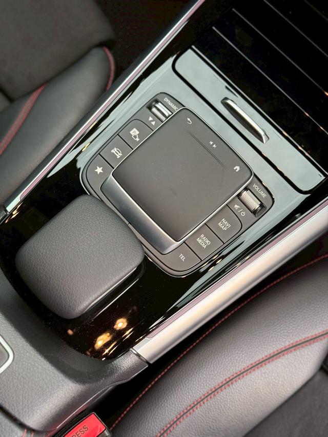 รหัสรถ TNS5497 Mercedes-Benz GLA200 AMG Dynamic  ปี 2022 8