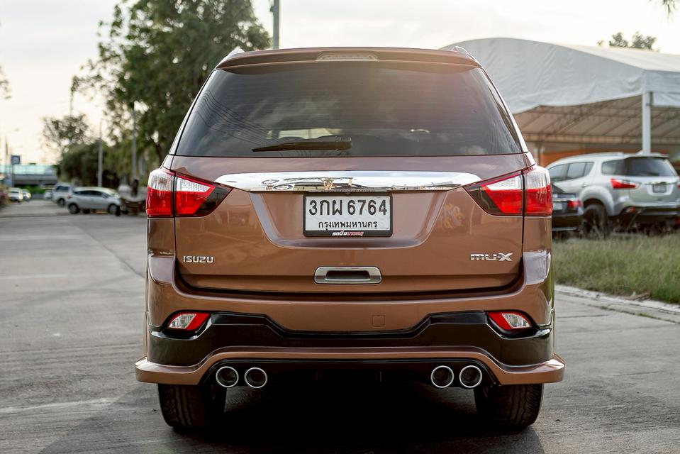 ฟรีดาวน์ MU-X 2.5 2 WD AT รูปที่ 6