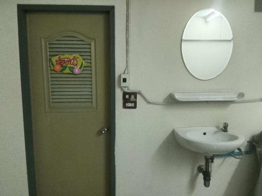 อาคารพาณิชย์ 4 ชั้นครึ่ง 9