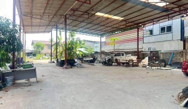 [ขายด่วน] โกดัง 200 ตร.ว. ซ.สุวินทวงศ์ 82/3  ห่างจากถนนใหญ่ เพียง 100 เมตรโครงสร้างเหล็ก ถมสูงกว่าถนน 1 เมตร 6