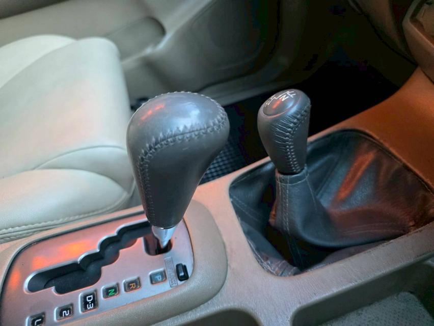 Toyota Fortuner 3.0V 4WD ปี 2010 📌 #ประกันเครื่องเกียร์3ปี 30,000 km. 6