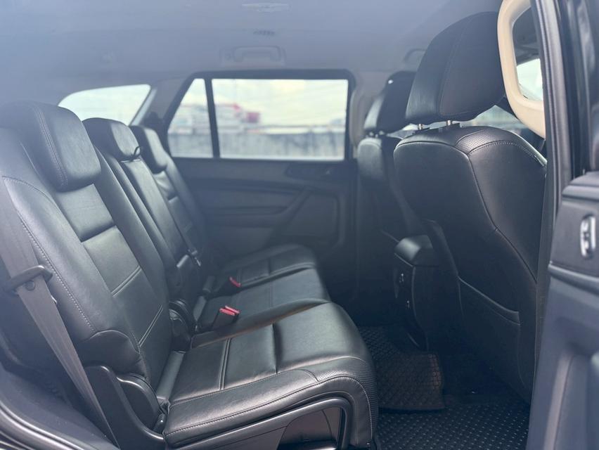 Ford Everest 6