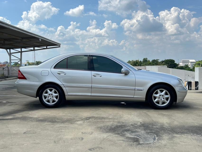 Mercedes-Benz C180 Kompressor Elegance (W203)1.8L 5A/T (M271) 2