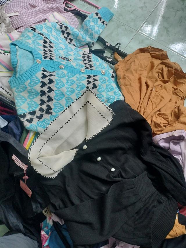 เสื้อผ้าใหม่ขายเท พร้อมลัง 3