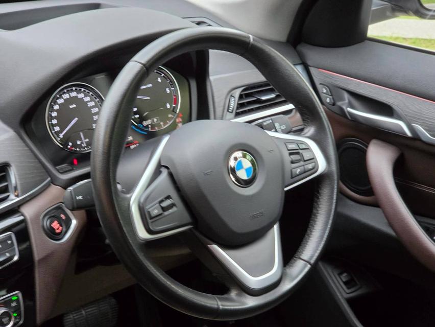 BMW X1 18d Xline ปี2019 (F48) ใครหาดีเซลประหยัด ดูแลง่าย เชิญมาจับจองครับ มือเดียวป้ายแดง ประวัติดีมาก ดูแลมาอย่างดีใหม่มาก !! รูปที่ 13