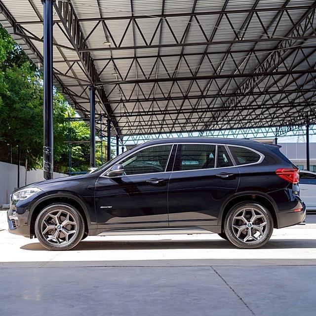 รหัสรถ 12AT5162 BMW X1 1.5 sDrive18i xLine | ปี : 2018 8