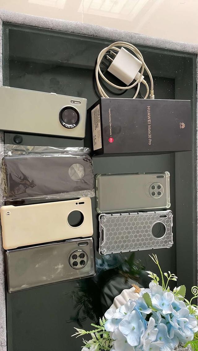 ขายโทรศัพท์ Huawei Mate 30  3