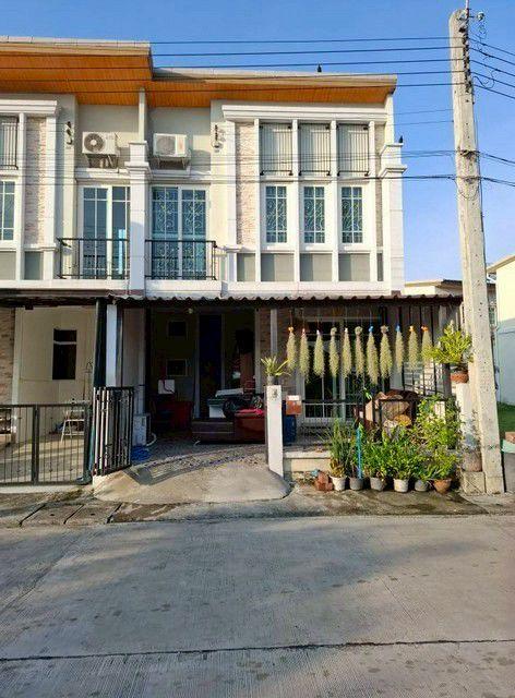 ขายทาวน์เฮ้าส์ 2 ชั้น โครงการ โกลเด้น ทาวน์ บางนา-สวนหลวง Golden Town Bangna-Suanluang เดินทางสะดวก 1