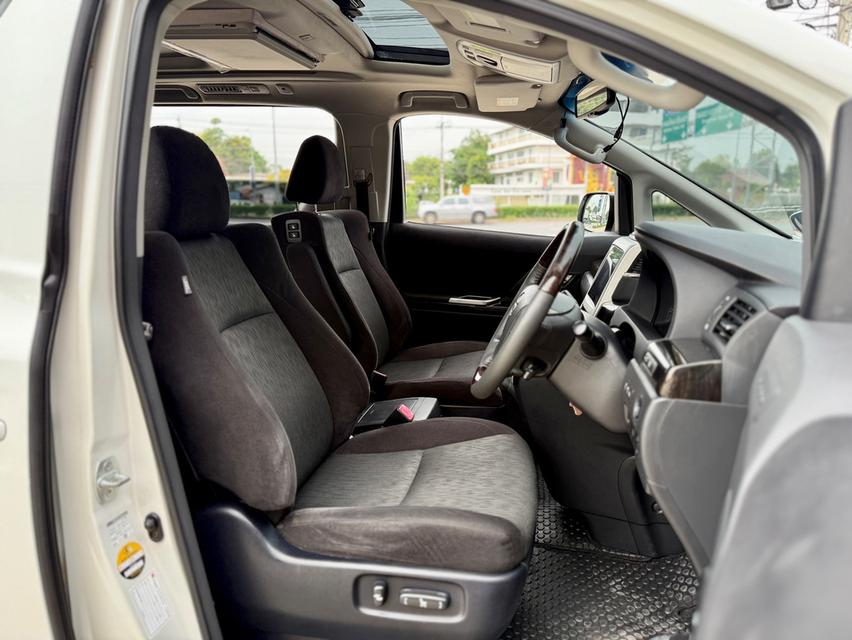 TOYOTA VELLFIRE 2.4 ZG EDITION 2013  10