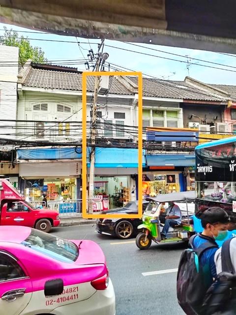 BTS สะพานตากสิน ติดถ.เจริญกรุง รับกัญชาถูกกฏหมายได้ โรบินสันบางรัก หน้าร้านชั้น 1 เท่านั้น StateTower 5