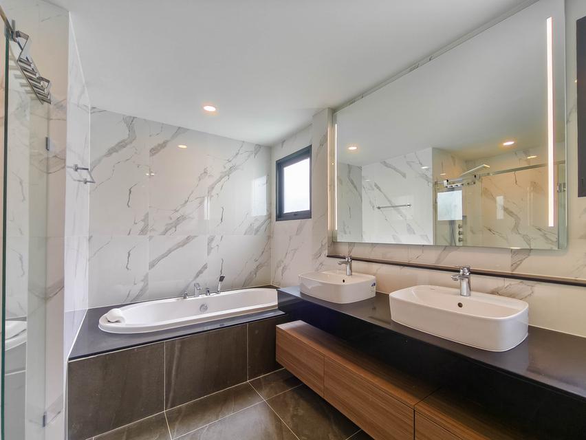 ขาย บ้านเดี่ยว Modern Luxury THE CITY สุขุมวิท–อ่อนนุช พร้อม Solar Cell 16