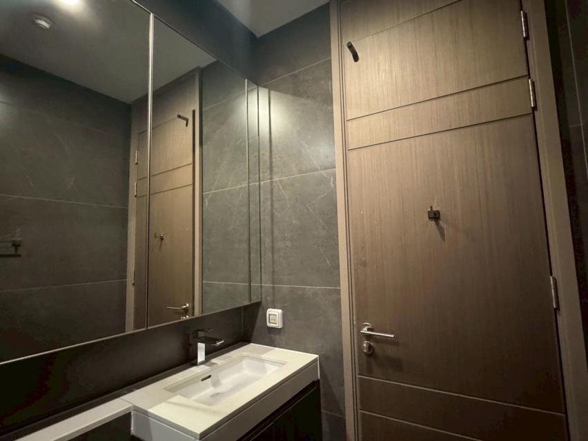 ให้เช่าคอนโด The Esse at Singha Complex 77ตรม  2 ห้องนอน 2 ห้องน้ำ ชั้น 20 3