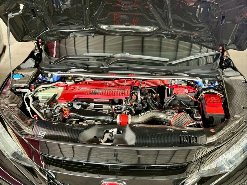 HONDA CIVIC Fk 1.5 TURBO RS ปี 19 มาพร้อมชุดแต่ง สวยๆ