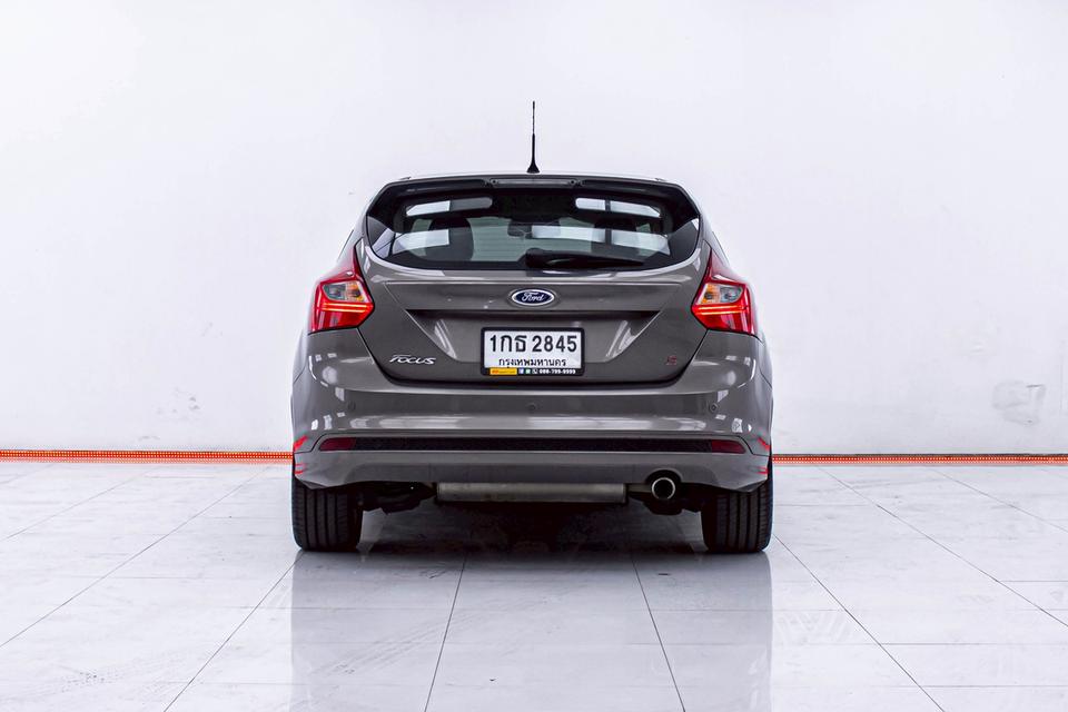 FORD FOCUS 2.0 S 5DR 2013 6