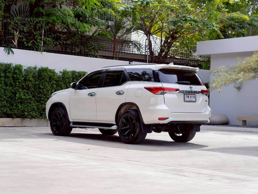 Toyota Fortuner 2.4V 4wd ปี19 รูปที่ 7