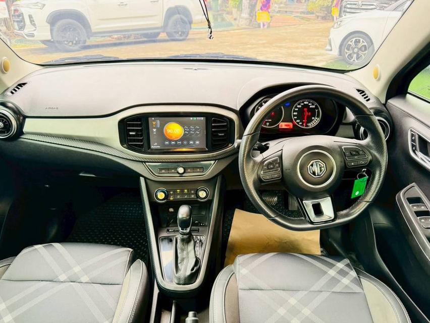 MG 3 ตัว V Sunroof เครื่อง1.5cc.AUTOปี 2021 -หลังคา Sunroof i-Smart เบาะหนังกึ่งผ้า ครูซคอนโทรล กล้องมองหลัง  ช่วงล่าง Euro Tuning -fulloption