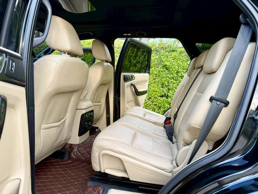 FORD EVEREST 3.2 #TITANIUM PLUS TOP 4WD SUNROOF NAVI ปี 2017จด18 ซื้อสดประกัน ป1 หมดเดือน 5/69 รถเข้าศูนย์ทุกระยะ 12