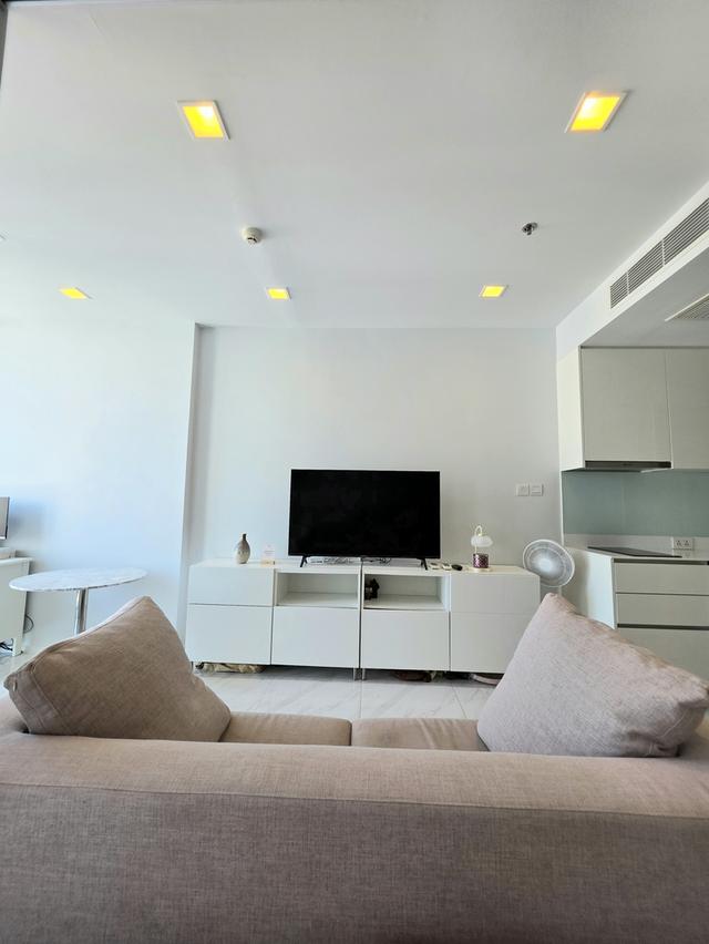 [เจ้าของขายเอง] HYDE Sukhumvit 11  คอนโดใจกลางสุขุมวิท ห้องสวย พร้อมอยู่  ขนาด 34 ตร.ม. | ชั้น 12A | วิวเมืองสวย 3