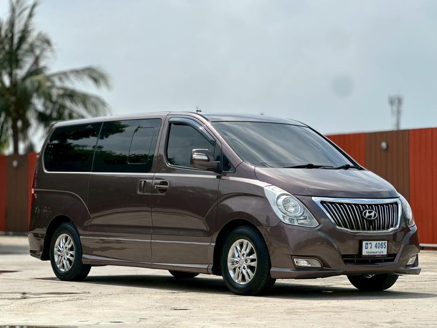 รหัสรถ PAT4065 Hyundai H1 2.5 Deluxe 2015