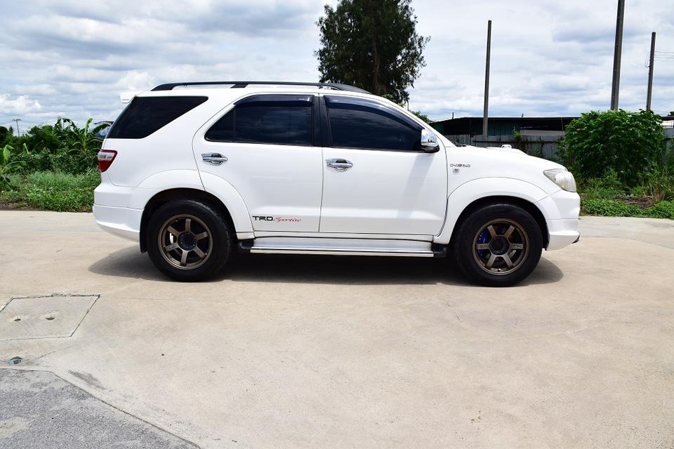 -ขางเพียง 339000 บาท TOYOTA FORTURNER TRDสปอรต์3.0D4Dคอมมอลเรล ดีเซลTURBO เกียร์ ออโต้ ขับ 4WD แม็กสวยๆ เบาะหนังไฟฟ้า แอร์หลังคา พวงมาลัยเมาติ สวยครบๆ