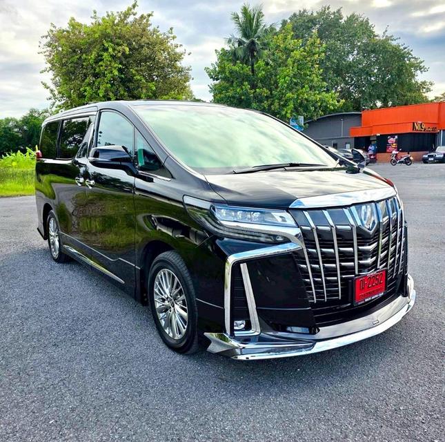 Toyota ALPHARD SRC E-Four ดำ ปี 2022 ไมล์ 57,000 กม.  3