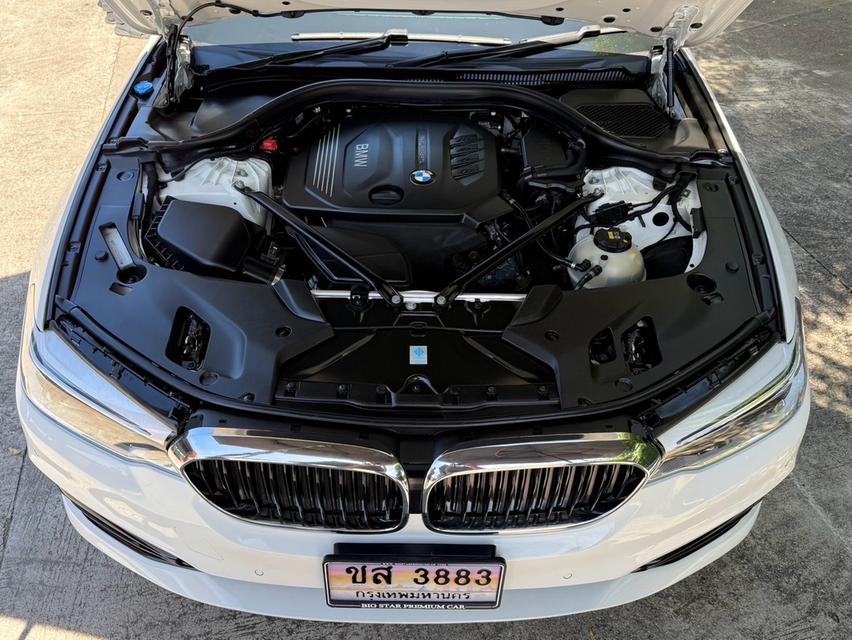 2019 BMW 520D G30 รถมือเดียวออกป้ายแดง รถวิ่งน้อย เข้าศูนย์ตรงตามระยะ รถไม่เคยมีอุบัติเหตุครับ 15