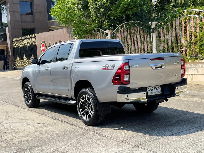 TOYOTA HILUX REVO DOUBLE CAB 2.8 HIGH 4WD ปี 2022 AUTO 4X4 สภาพนางฟ้า รูปที่ 2