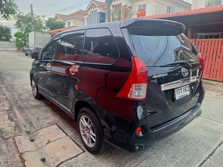 ปล่อยขายด่วน Toyota Avanza 2