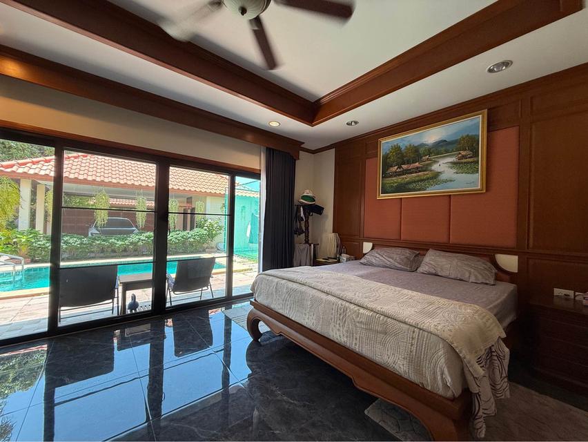Balina 2 Pattaya 6