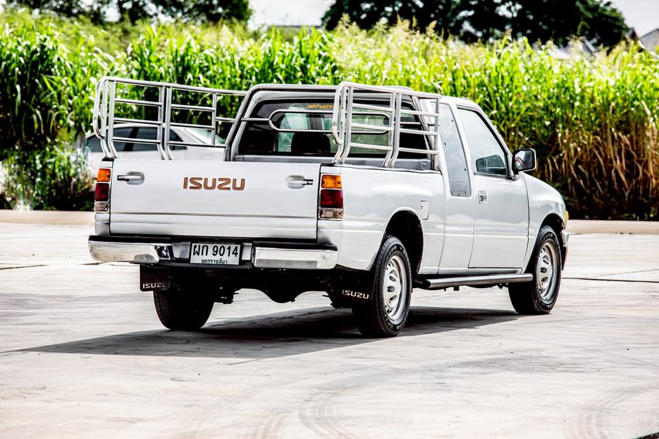 Isuzu Space Cab 2.5L ดีเซล ปี 1993 สีเทา เกียร์ธรรดา