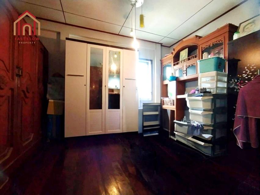 ขายลดราคาบ้านเดี่ยว ใกล้ Crystal SB ราชพฤกษ์ ชอยลุงหวอด ถนนกรุงนนท์-จงถนอม มหาสวัสดิ์ บางกรอย นนทบุรี บ้านร่มรื่นพื้นที่กว้างโปร่งโล่งสบาย MKD 9