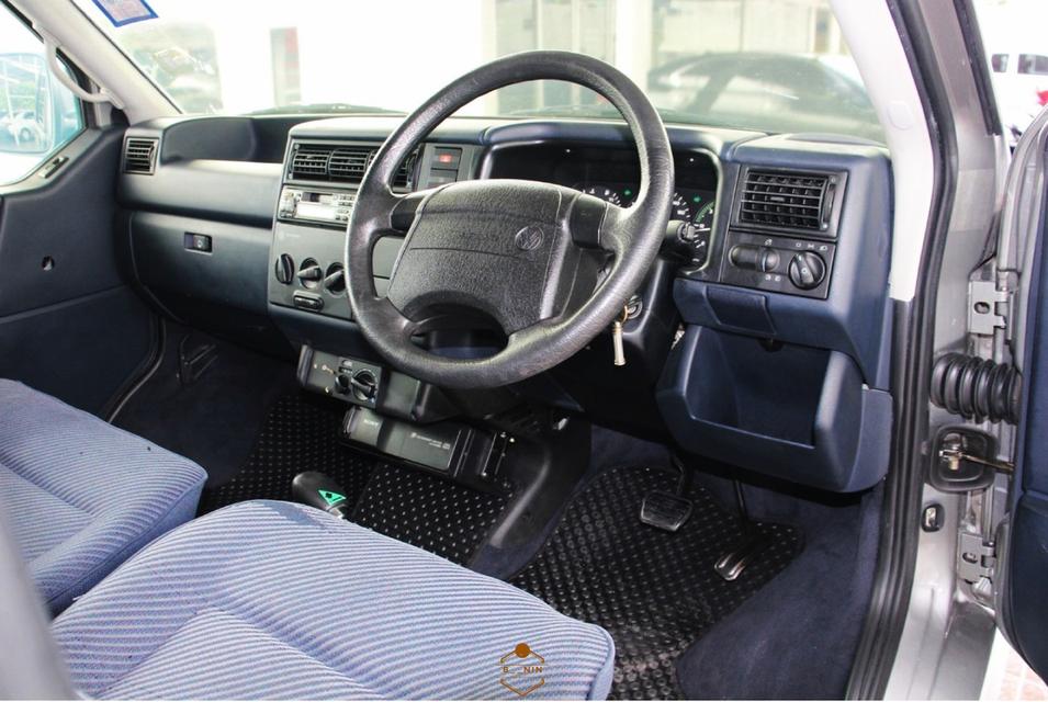 VOLKSWAGEN CARAVELLE 2.8 AT 8