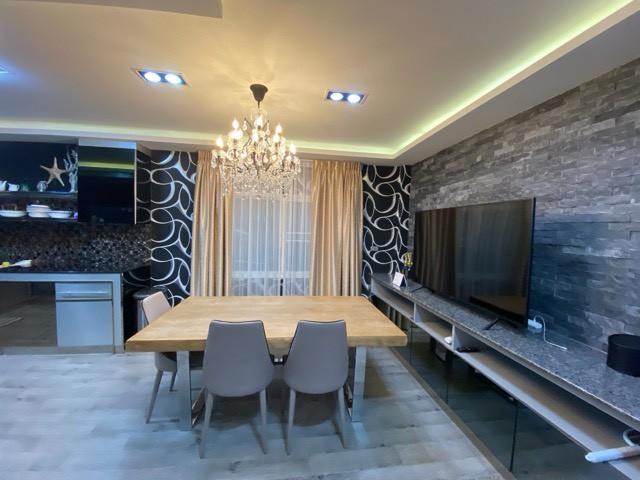 ขายบ้านเดี่ยว 3 ชั้น หมู่บ้าน Casa Grand สุขาภิบาล 5 เนื้อที่ 75 ตร.วา หลังใหญ่แปลงมุม บ้านตกแต่งเฟอร์นิเจอร์ครบพร้อมอยู่  ใกล้ทางด่วนสุขาภิบาล5  3