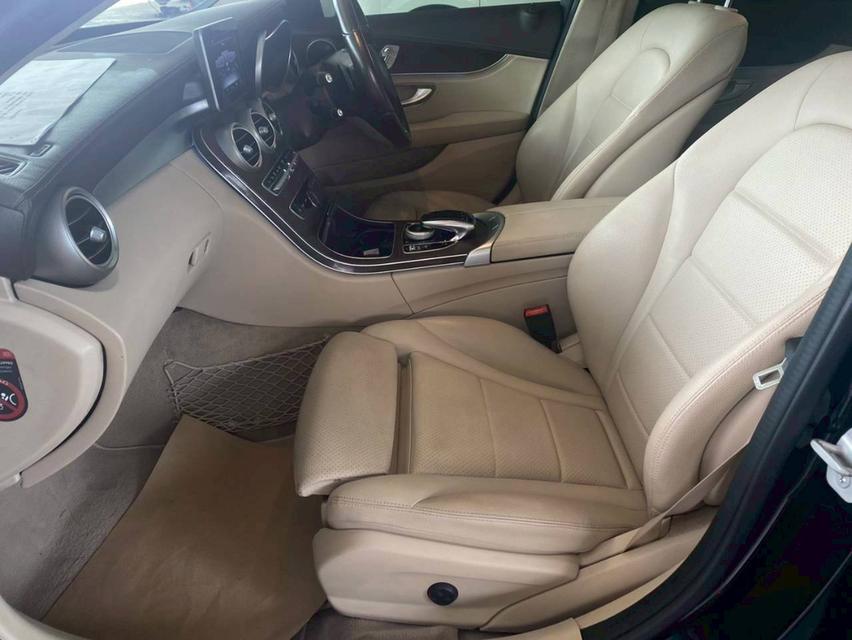 MERCEDES BENZ C-CLASS 350e EXCLUSIVE W205 เกียร์ AT ปี 2016 สีดำ เบนซิน HYBRIDเลขไมล์ 85,676 กม.ราคา 499,000 บาทโทร 09296998996B448 รูปที่ 15