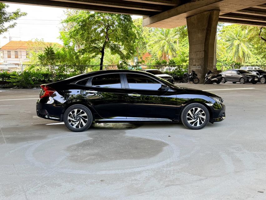 3977 Honda Civic 1.8El AT ปี 2018 ไมล์122,xxx km เพียง 439,000 บาท ซื้อสดไม่มีแวท รูปที่ 4