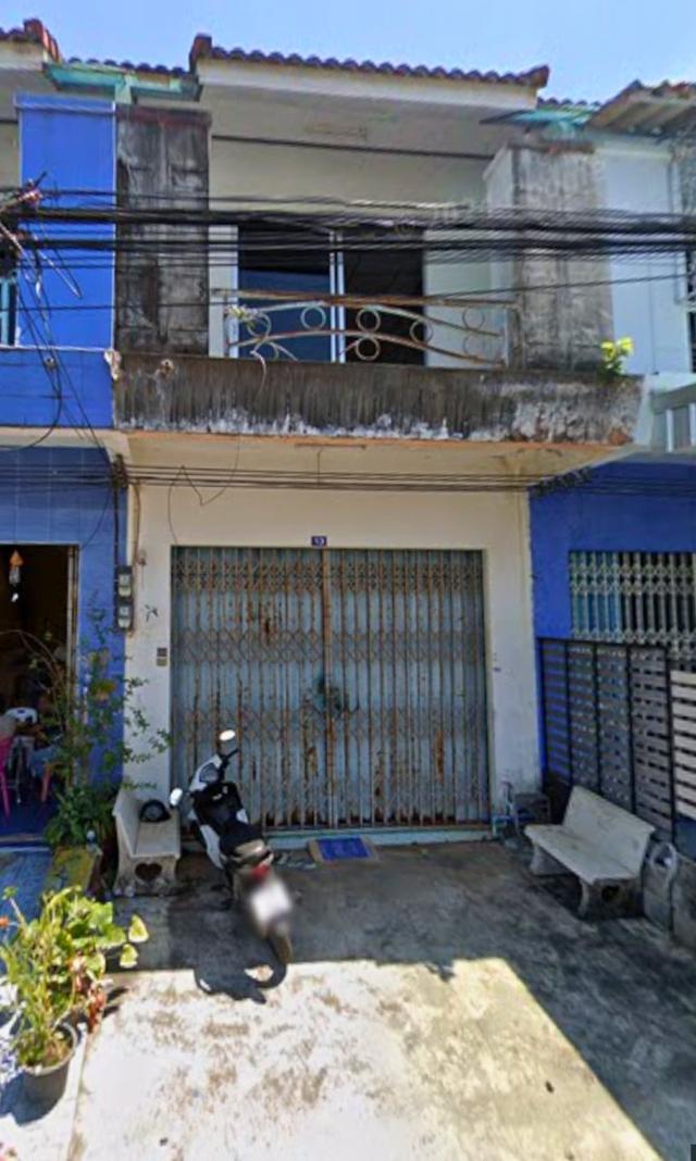 บ้านทาวน์เฮ้าส์ มือสอง 2 ชั้น บ้านเลขที่ 13 โชคสมาน 5 ซอย 18 ใกล้ รพ.หาดใหญ่ 1.6 ลบ. 8