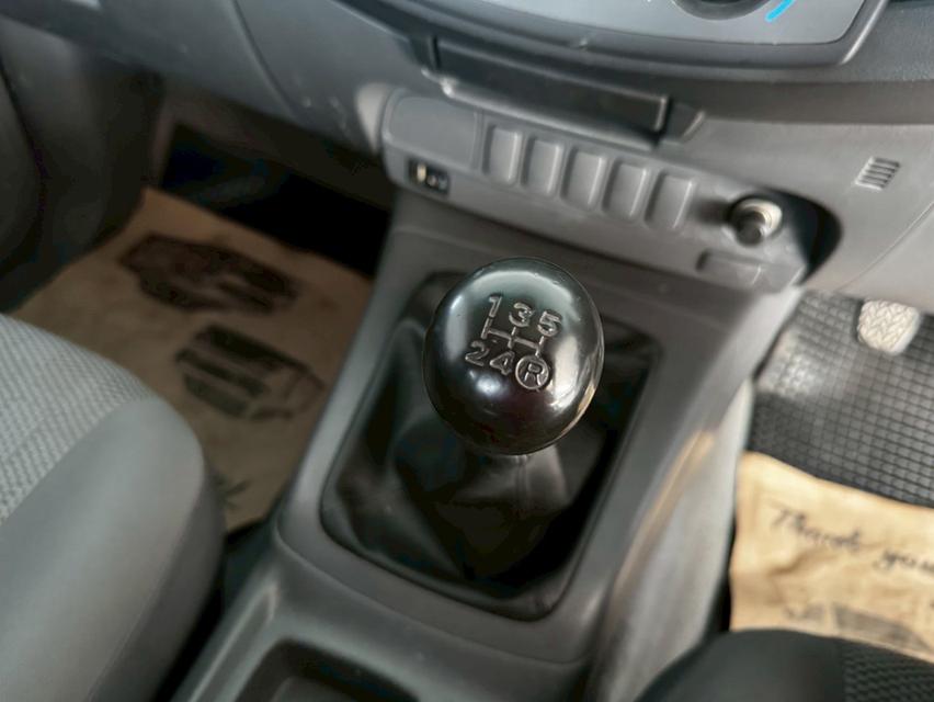 Toyota Vigo 2.5E Champ ดีเซล เกียร์ธรรมดา ปี2013 17