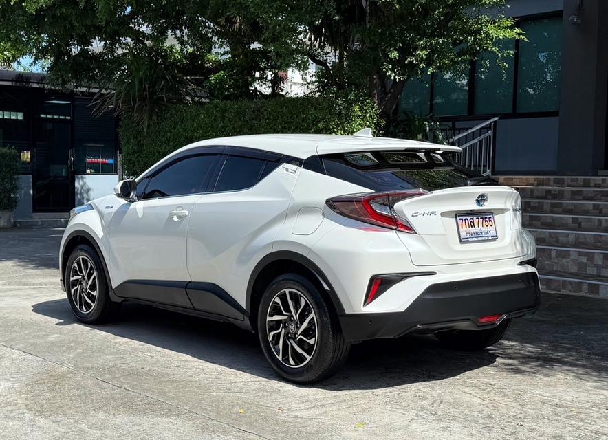 2019 TOYOTA CHR HV รถมือเดียวออกป้ายแดง รถวิ่งน้อย เข้าศูนย์ตามระยะ รถไม่เคยมีอุบัติเหตุครับ 6