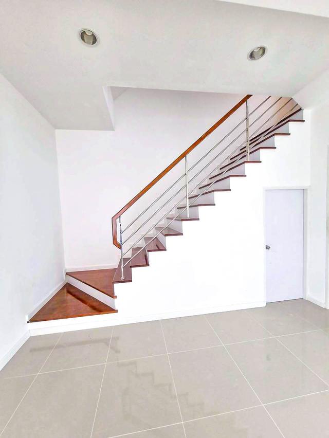 หมู่บ้านหลังสวน สาย 4 ดีไซน์หรู สไตล์โมเดิร์น 7