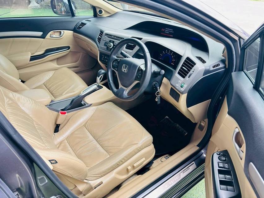 #HONDA CIVIC ตัว E เครื่อง1.8cc.  เกียร์AUTO ปี 2013 #รถไมล์แท้100%คะ  8