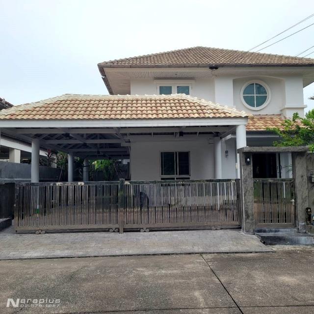 68101020 : ขายบ้านเดี่ยว 2 ชั้น หลังมุม บนที่ดินขนาด  57.7 ตร.ว. หมู่บ้าน ชวนชื่น พาร์ค อ่อนนุช-วงแหวน ประเวศ กรุงเทพ ตกแต่งใหม่ทั้งหลัง พร้อมอยู่ 2