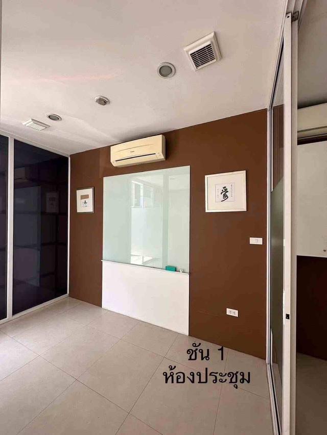 B850 ให้เช่าโฮมออฟฟิศ 4ชั้น โครงการบิสทาวน์ ลาดพร้าว  ถนนลาดพร้าว 10