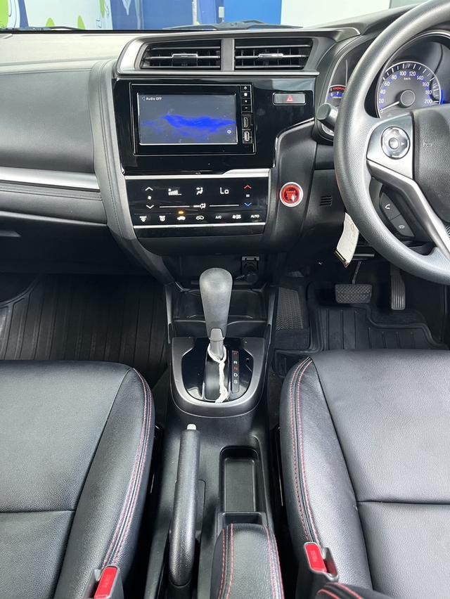 Honda Jazz 1.5 RS  ปี 2018 12
