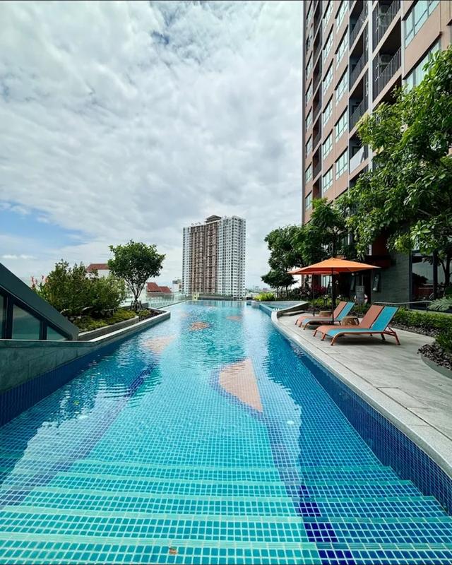 คอนโดมิเนียม 3