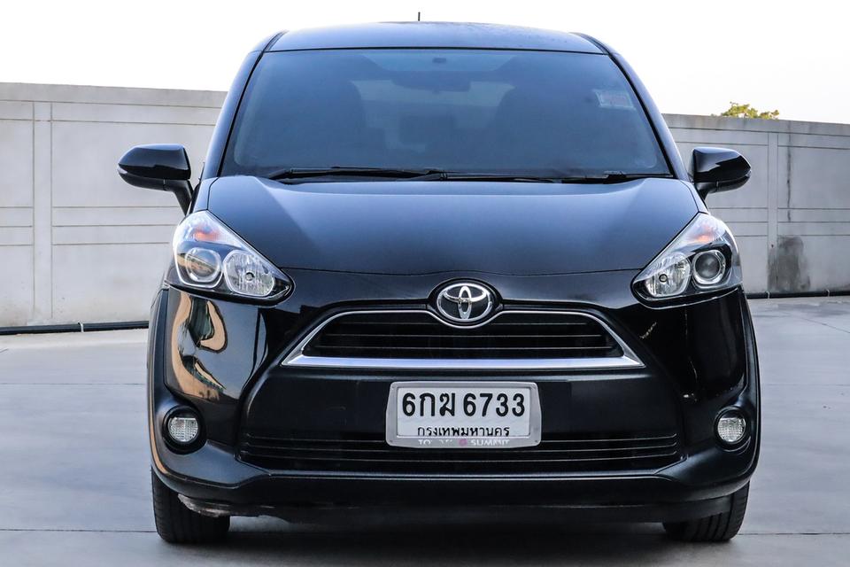 2017 TOYOTA SIENTA 1.5G