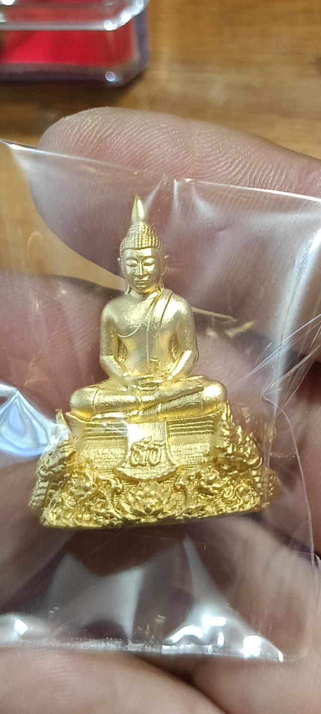 รูปหล่อหลวงพ่อโสธร ชุบทองพ่นทราย เลขโค๊ต 123