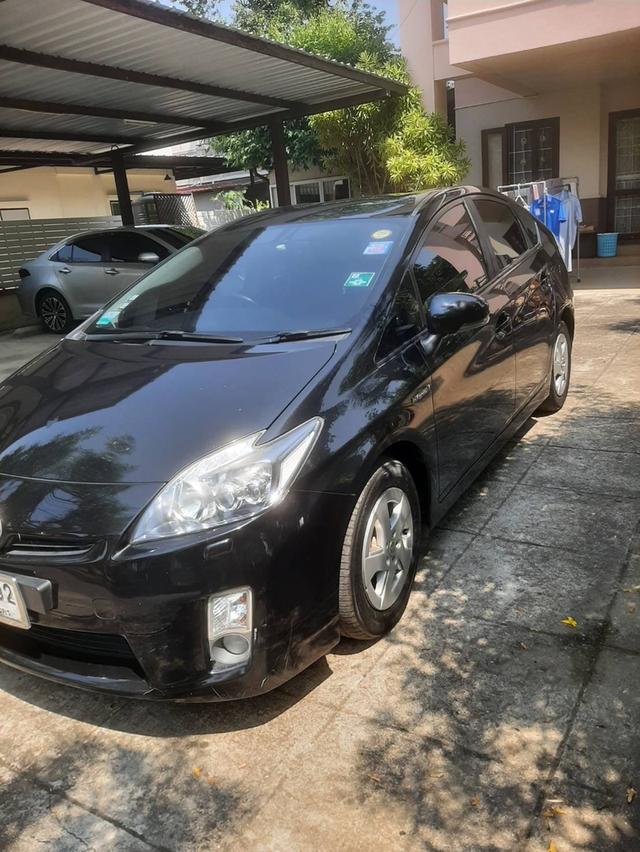 Toyota Prius ปี 2011