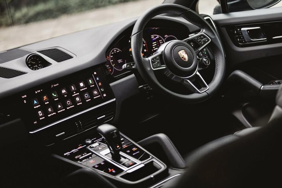 Porsche Cayenne Coupe 3.0 Plugin Hybrid (AAS)