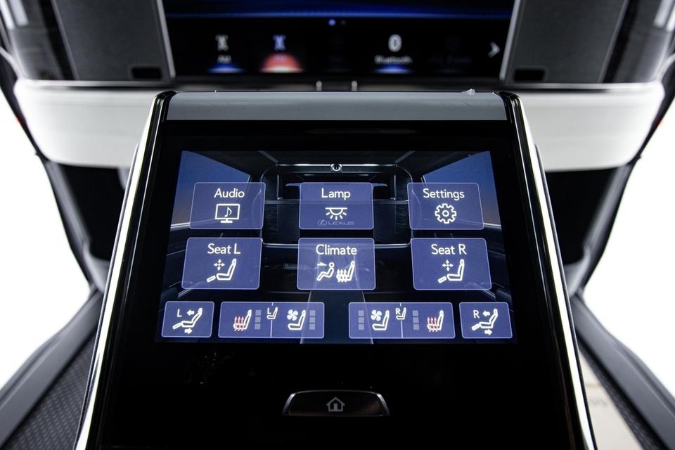 LEXUS LM300h 2.5 HYBRID E-FOUR EXECUTIVE 4-SEATER FIRST CLASS 2021  11