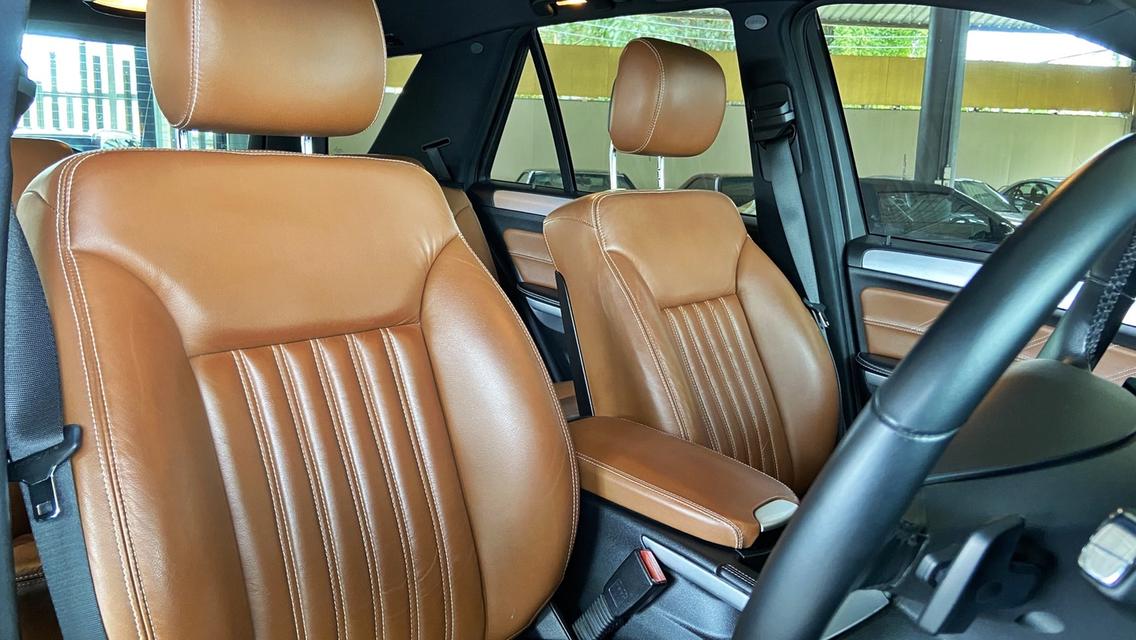 ML-Class Benz-ML300CDI W164 รถสวยไมล์น้อย สภาพกริบ รูปที่ 12